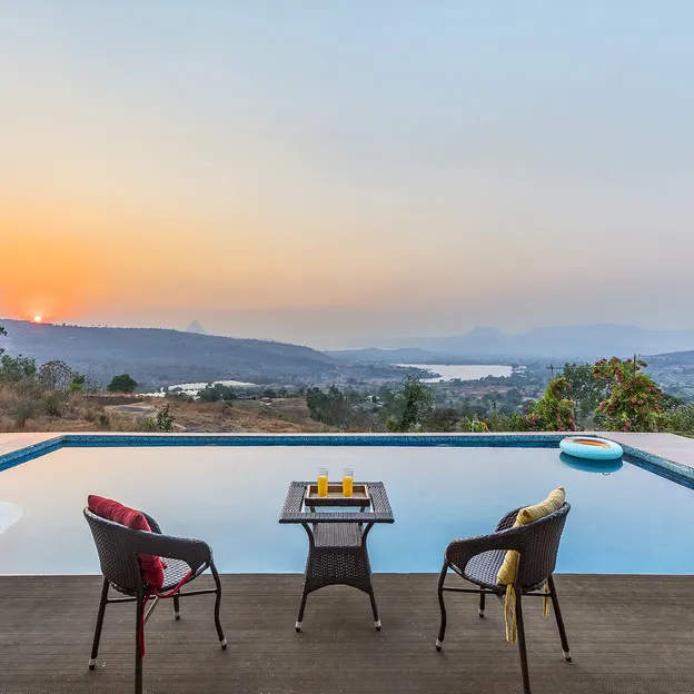 Cover Photo — The Sundowner Cover Photo of The Sundowner in Pawna