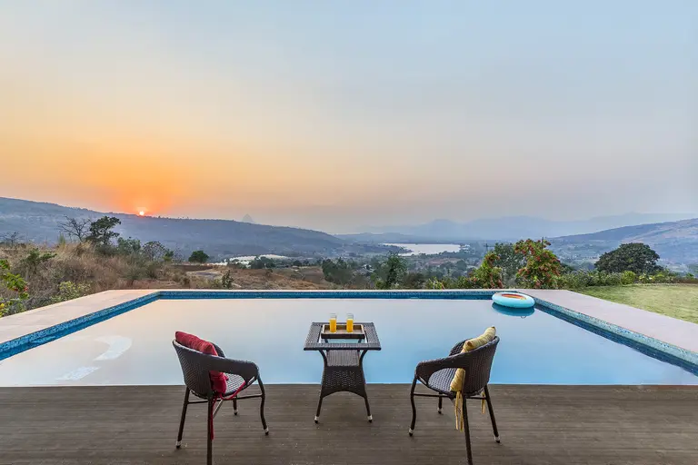 Cover Photo — The Sundowner Cover Photo of The Sundowner in Pawna