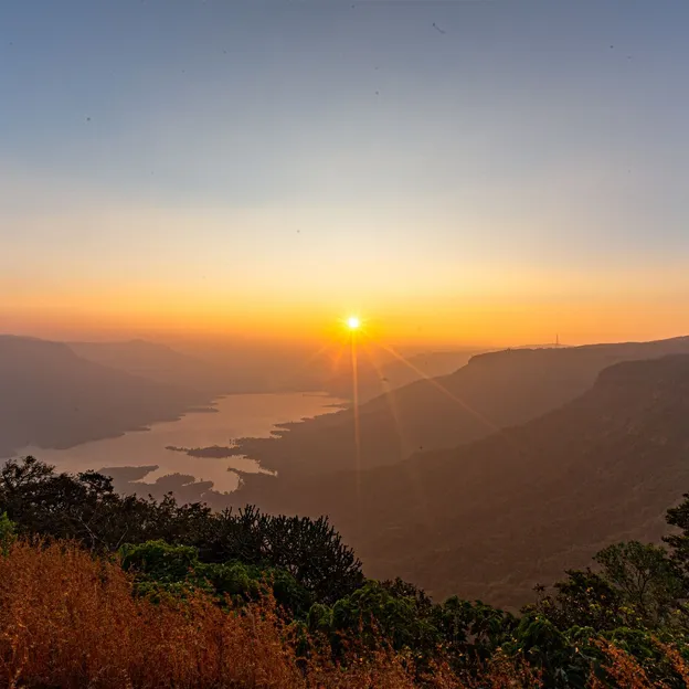 Cover Photo — Evergreen Cascade Cover Photo of Evergreen Cascade in Mahabaleshwar